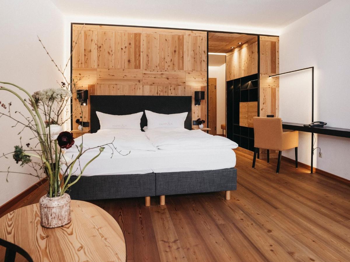 Almwellness-Resort Tuffbad Sankt Lorenzen im Lesachtal Extérieur photo